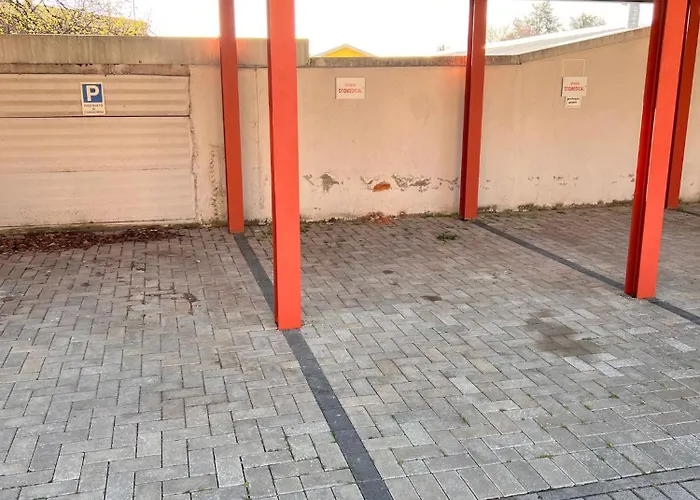 Kibilu - Via Guicciardini, Ospedale Circolo Apartamento Varese