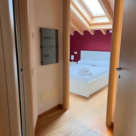 Kibilu - Via Guicciardini, Ospedale Circolo